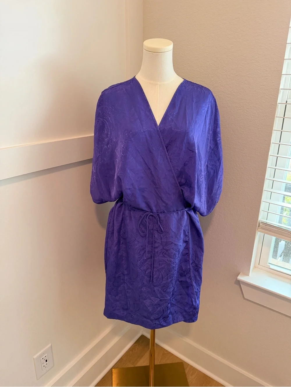 Intimate MOODS Purple Paisley Robe/Cover-Up